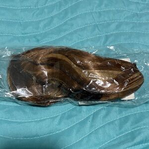 Luxurious Brown Hair clip